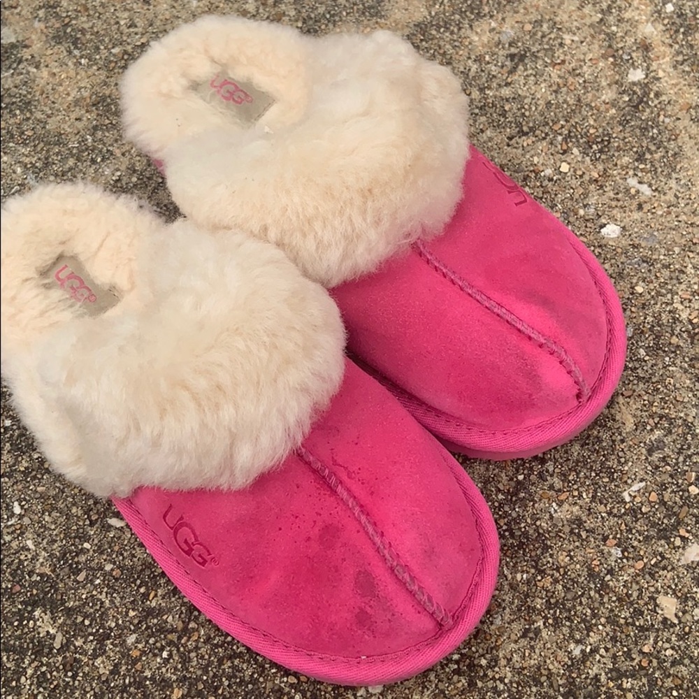 UGG pink kids slippers